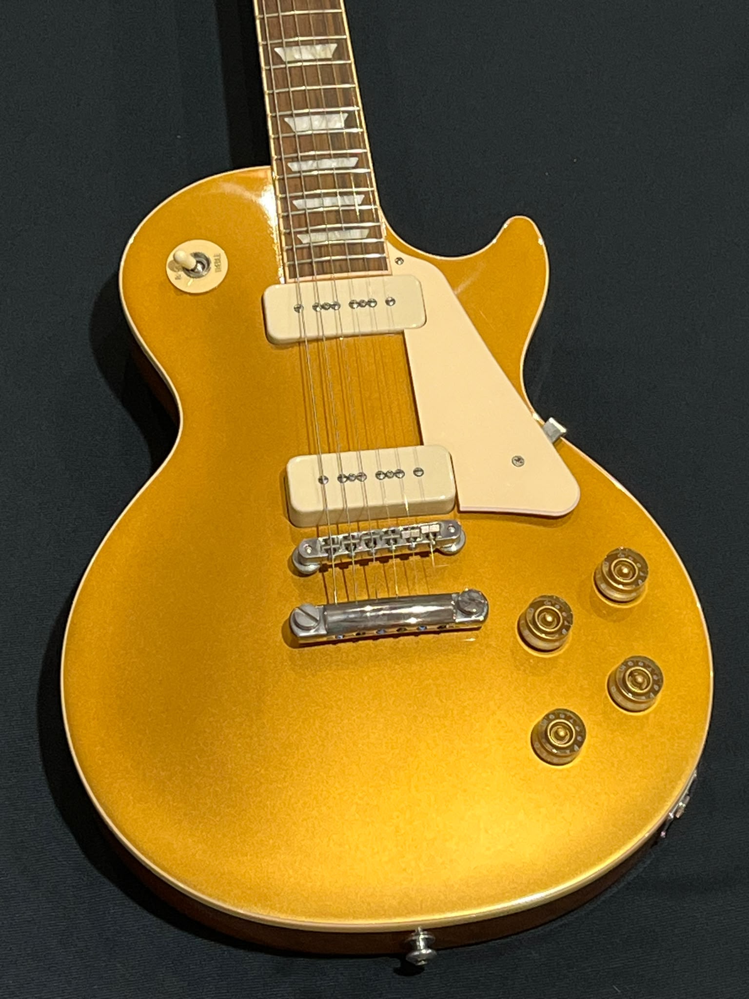 Gibson Les Paul Classic Gold Top P 90 2018 Model Usato ex collector - immagine 2